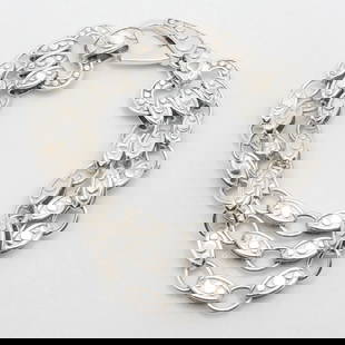 JOHN HARDY STERLING SILVER MULTI ROW CHAIN BRACELET 7.25" LONG: JOHN HARDY STERLING SILVER MULTI ROW CHAIN BRACELET 7.25" LONG John Hardy Sterling Silver Multi Row Chain Bracelet Length - 7.25" Long Wrist Size - 7" Total Chain Width - 15mm Depth - 4.5mm Thick Tota