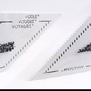 LOUIS VUITTON PINTRILLL NYCVVV STEPHEN SPROUSE GRAFFITI LAPEL PIN - SEALED: LOUIS VUITTON PINTRILLL NYCVVV STEPHEN SPROUSE GRAFFITI LAPEL PIN - SEALED Louis Vuitton Pintrilll NYCVVV Stephen Sprouse Graffiti Lapel Pin Excellent & Sealed
