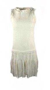 CHANEL WHITE TWEED FRINGE SLEEVELESS DRESS SIZE 36: CHANEL WHITE TWEED FRINGE SLEEVELESS DRESS SIZE 36 CHANEL WHITE TWEED FRINGE SLEEVELESS DRESS SIZE 36 Size 36 White tweed with fringe detail at the bottom White double CC logo detail on the left side
