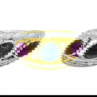 VINTAGE 18K GOLD RING CABOCHON RUBY SAPPHIRE DIAMOND: VINTAGE 18K GOLD RING CABOCHON RUBY SAPPHIRE DIAMOND Product details: DESIGNER: Unknown CIRCA: 1990’s MATERIALS: 18k Yellow Gold GEMSTONE: Baguette Cut Diamond GEMSTONE 2: Cabochon Cut Sapphire & Ru