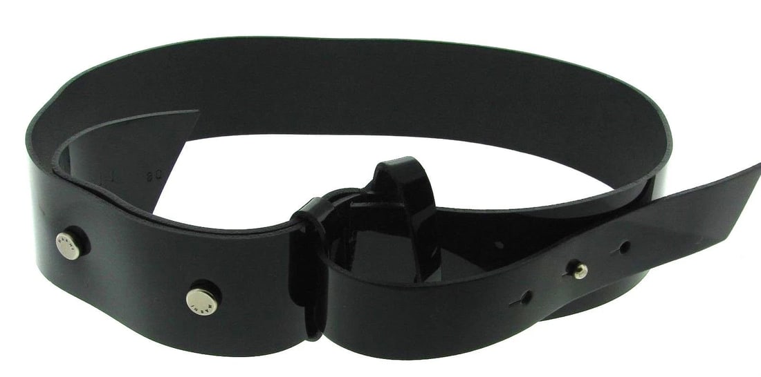 MARNI MADE IN ITALY BLACK PATENT WIDE BELT SIZE 80 STAMPED ORIGINAL AUTHENTIC: MARNI MADE IN ITALY BLACK PATENT WIDE BELT SIZE 80 STAMPED ORIGINAL AUTHENTIC MARNI MADE IN ITALY BLACK PATENT WIDE BELT SIZE 80 STAMPED ORIGINAL AUTHENTIC MARNI MADE IN ITALY PATENT WIDE BELT SIZE 80