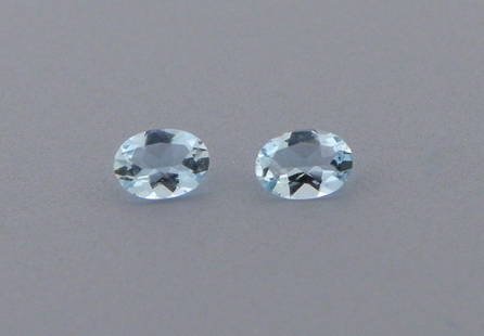 5x3mm MATCHING PAIR OVAL CUT LOOSE NATURAL AQUAMARINE: Sale is for 2 oval cut natural blue AquamarinesSale is for matching pairAquamarine measures 5mm x 3mmNew, never used before