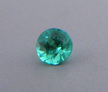 3.5mm ROUND CUT NATURAL COLOMBIAN EMERALD: Sale is for 1 round cut natural EmeraldEmeralds measures 3.5mm in diameterIf you want matching pair please let me know.New, never used before