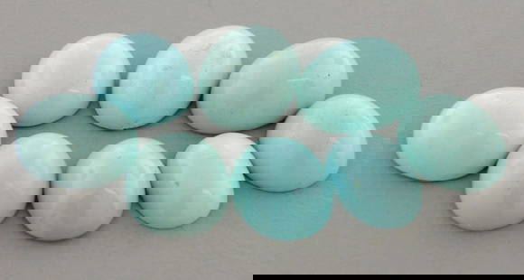 LOT NATURAL UNTREATED TURQUOISE OVAL CUT CABOCHON 54.53ct: LOT NATURAL UNTREATED TURQUOISE OVAL CUT CABOCHON 54.53ct LOOSE NATURAL UNTREATED OVAL CABOCHON TURQUOISE Carat weight is apx 54.53ct Beautiful gemstones Natural turquoise please zoom into the picture