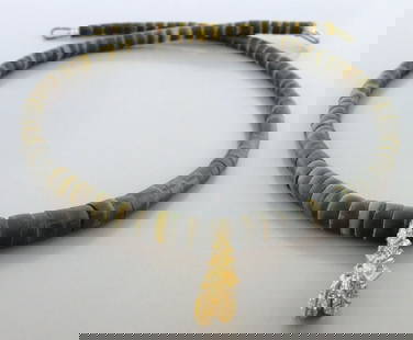 VINTAGE BEAUTIFUL SANTO DOMINGO STERLING SILVER NECKLACE: VINTAGE SANTO DOMING STERLING SILVER NECKLACE Vintage Santo Domingo sterling silver shell necklace with pendant Not sure what metal pendant is. Clasp is silver Measures 18" Long Vintage, Pre-owned, in