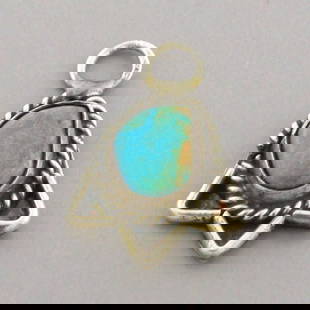 VINTAGE NAVAJO STERLING SILVER TURQUOISE PENDANT: VINTAGE TURQUOISE STERLING SILVER PENDANT Vintage Navajo Turquoise sterling silver pendant Measures 1.05" H x 0.70" W Vintage, Pre-owned, in good condition for its age, please refer to pics Due to age
