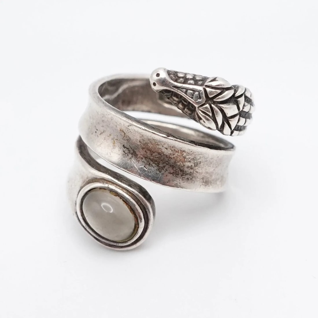 BARRY KIESELSTEIN-CORD STERLING SILVER ALLIGATOR MOONSTONE WRAP RING - SIZE 8: BARRY KIESELSTEIN-CORD STERLING SILVER ALLIGATOR MOONSTONE WRAP RING - SIZE 8 2000 Kieselstein-Cord Sterling Silver Alligator Moonstone Wrap Ring Size - 8 Total Band Width - 13mm Gemstone Size - 7mm x