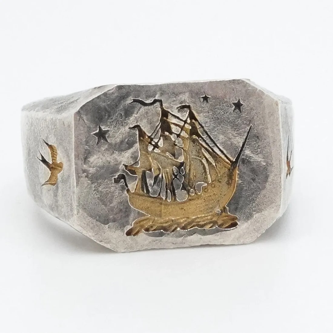 AHW STERLING SILVER NAUTICAL SHIP & BIRD BRUTALIST SIGNET BAND RING SIZE 9.25 (1 of 2)