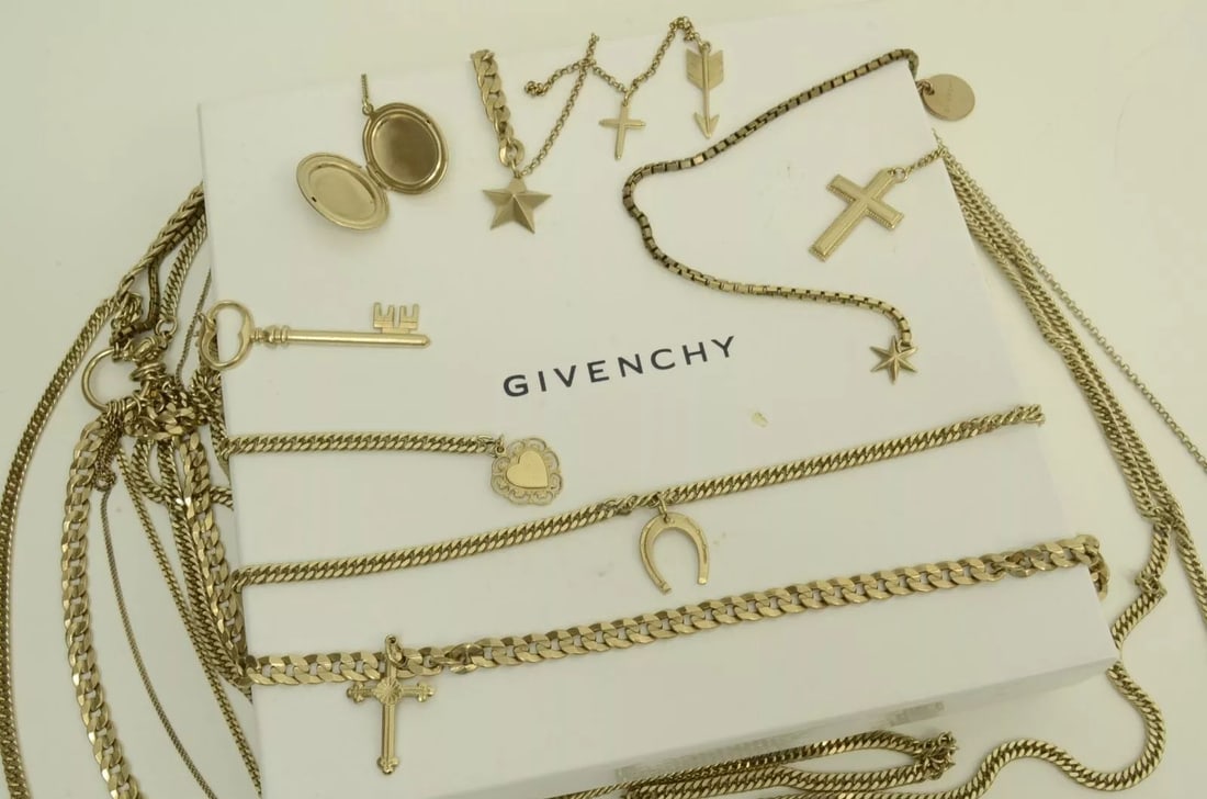 AUTHENTIC GIVENCHY VINTAGE DANGLE BELT MULTI CHARM SILVER PLATED CHAIN JEWELRY: Authentic Givenchy Vintage Dangle Belt Multi Charm Silver Plated Chain Jewelry AUTHENTIC GIVENCHY VINTAGE DANGLE BELT MULTI CHARM SILVER PLATED CHAIN JEWELRY Givenchy Vintage Dangle Chain Charm Pendan