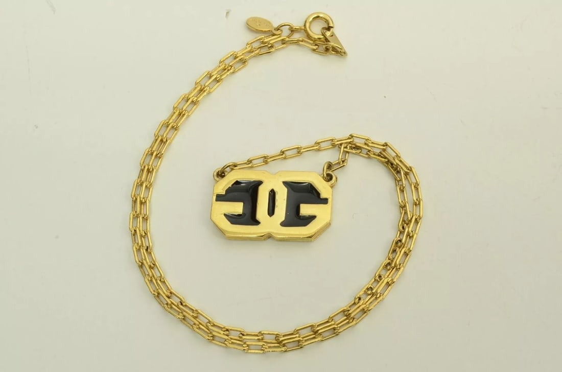 AUTHENTIC GIVENCHY GP LOGO NECKLACE VINTAGE DOUBLE G BLACK EMBLEM CHARM JEWELRY: Authentic Givenchy GP Logo Necklace Vintage Double G Black Emblem Charm Jewelry AUTHENTIC GIVENCHY GP LOGO NECKLACE VINTAGE DOUBLE G BLACK EMBLEM CHARM JEWELRY Givenchy Vintage Double G Emblem Necklac
