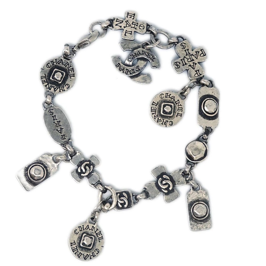 CHANEL SILVER CHAIN CAMBON BRACELET 99A: CHANEL SILVER CHAIN CAMBON BRACELET 99A CHANEL SILVER CHAIN CAMBON BRACELET 99A Exterior : A+: VERY GOOD CONDITION!! Other : - S : New or new without a tag. SA : Excellent condition. A : Good conditio