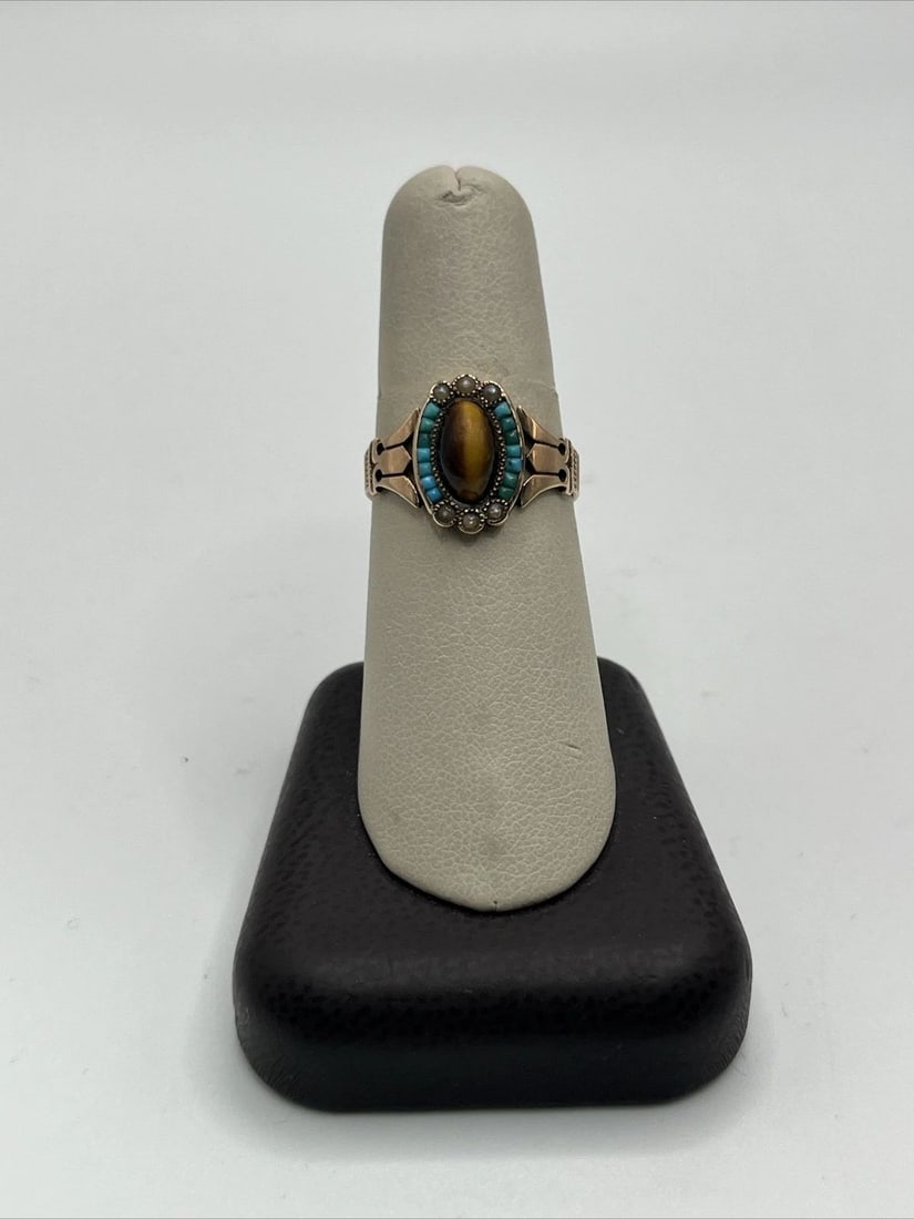 VICTORIAN ANTIQUE 14KT ROSE GOLD, TIGERS EYE & TURQUOISE RING SIZE 8 TIGHT: VICTORIAN ANTIQUE 14KT ROSE GOLD, TIGERS EYE & TURQUOISE RING SIZE 8 TIGHT VICTORIAN ANTIQUE 14KT ROSE GOLD, TIGERS EYE & TURQUOISE RING SIZE 8 TIGHT This beautiful antique ring is made of 14KT rose g