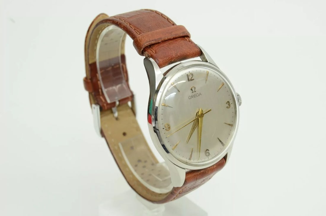 OMEGA STAINLESS STEEL MENS GOLD SILVER VINTAGE BROWN LEATHER 50S WRISTWATCH AUTH (1 of 2)