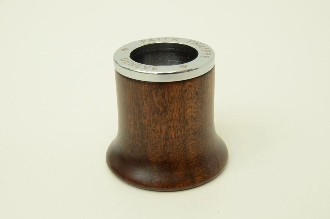 AUTHENTIC PATEK PHILIPPE GENEVE WOOD MAGNIFYING GLASS THIMBLE DESK COLLECTIBLE (1 of 2)