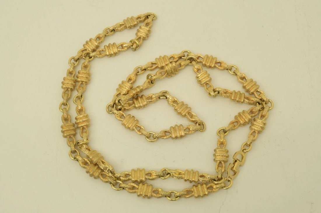 AUTHENTIC CHRISTIAN DIOR ROPE KNOT LINK NECKLACE GOLD PLATED JEWELRY ACCESSORY (1 of 2)