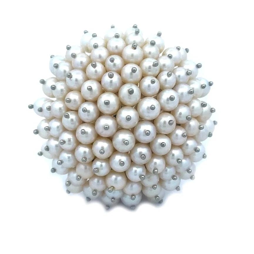 PEARLS GOLD BROOCH 14K WHITE 50MM DOME CLUSTER STYLE HANDMADE 47GR VINTAGE: This handmade brooch is a stunning piece of vintage jewelry featuring a cluster of round white pearls set in 14k white gold with a round frame base and each pearl has a fine bead top to create a more