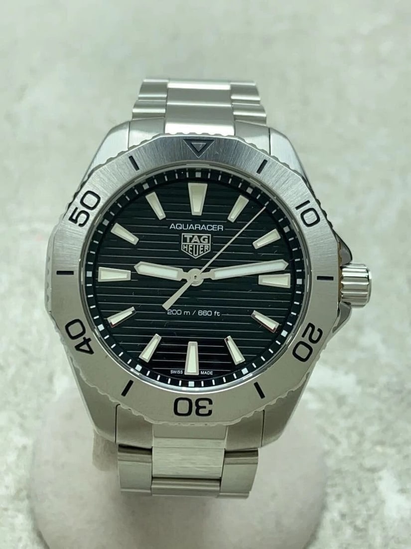 TAG HEUER AQUARACER QUARTZ WBP1110.BA0627 MEN'S WATCH (1 of 2)