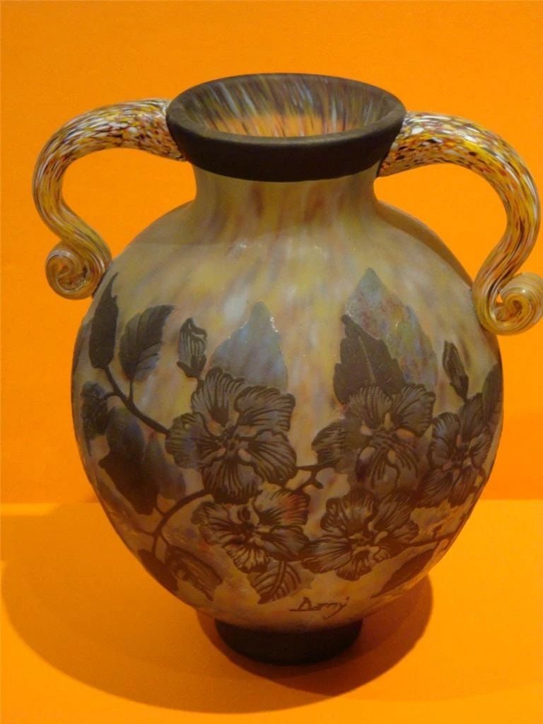 ESTATE SIGNED EUROPEAN MILLEFIORI GLASS CAMEO VASE W/ FLOWERS (1 of 2)