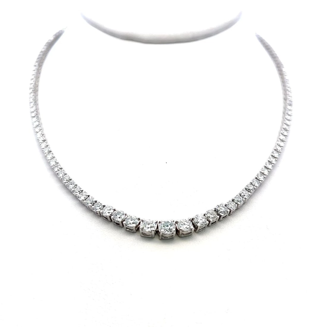 10.21 CARAT ROUND BRILLIANT G VS1 DIAMOND 14 KARAT WHITE GOLD RIVIERA NECKLACE (1 of 2)