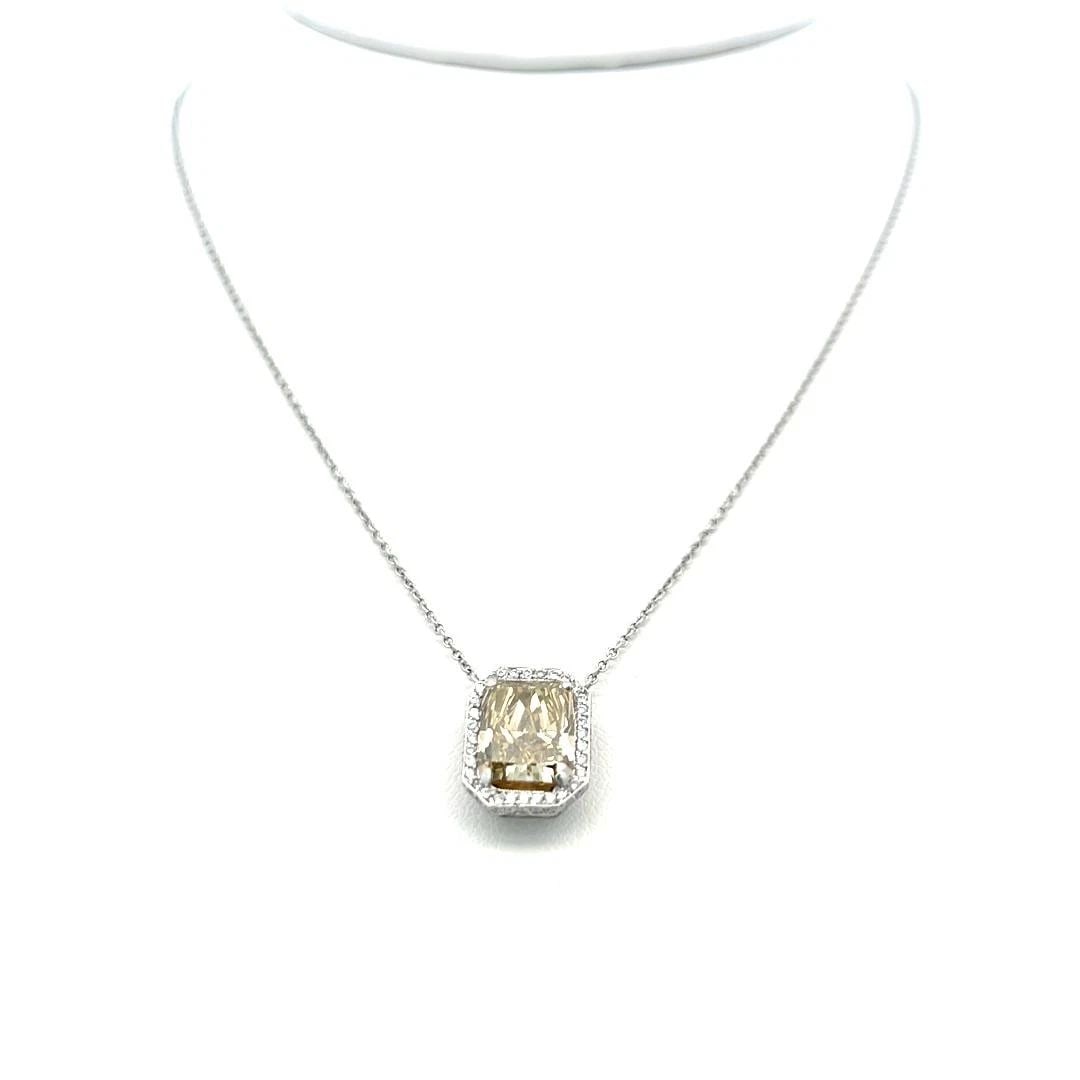 3.36 CARAT RADIANT CUT AND ROUND BRILLIANT DIAMOND PLATINUM PENDANT NECKLACE (1 of 2)