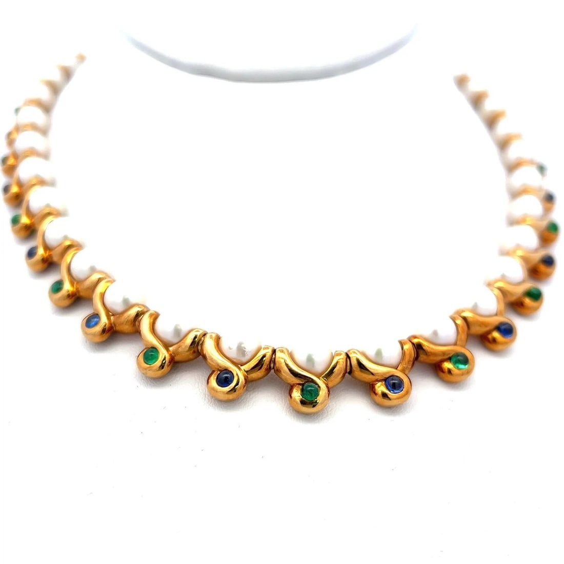 2.60 CARAT EMERALD AND SAPPHIRE 6.1-7.1MM PEARL 18K YG LINK NECKLACE (1 of 1)