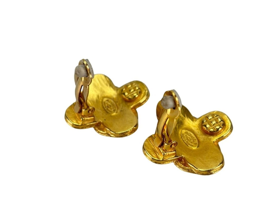 CHANEL 94A CLOVER CC LOGO MARK GP GOLD METAL EARRINGS (1 of 1)