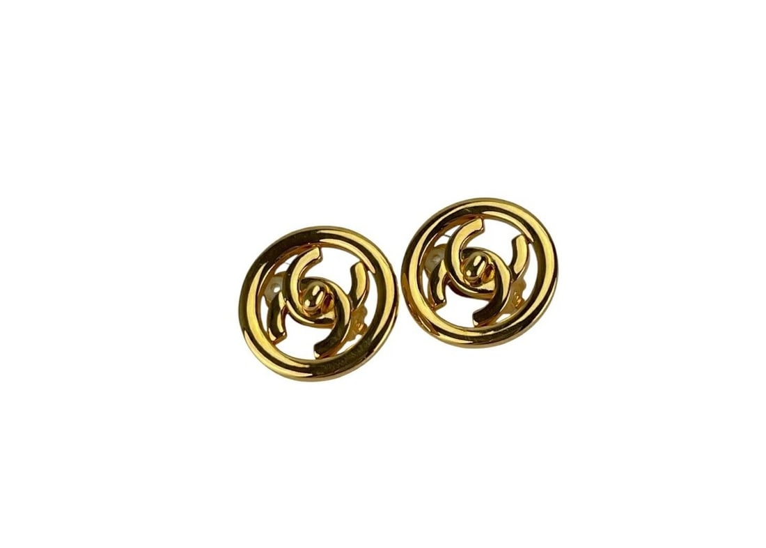 CHANEL GOLD WITH CC LOGO HOLLOW DESIGN 97P EARRINGS (1 of 1)