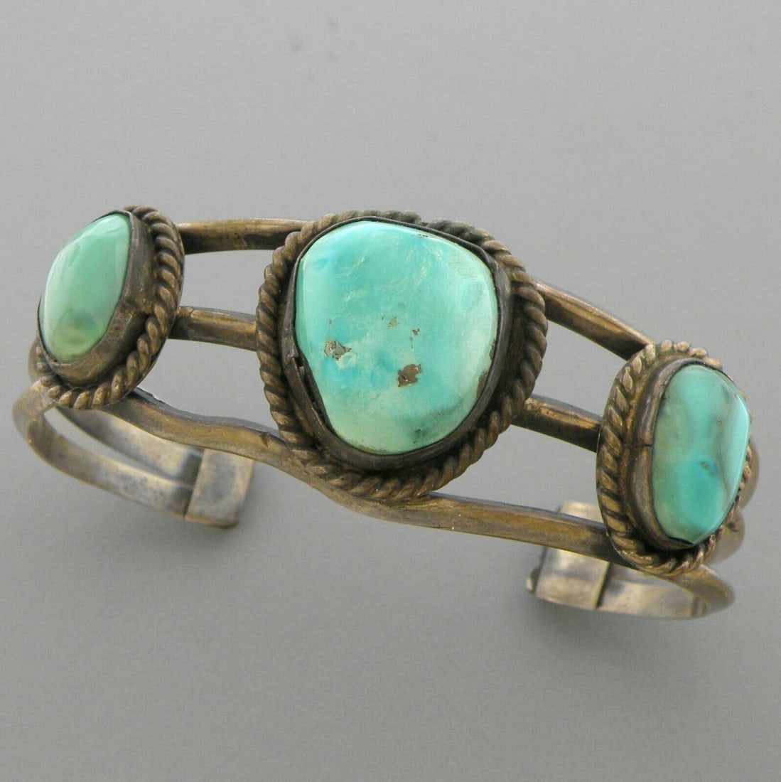 VINTAGE NAVAJO STERLING SILVER ROYSTON TURQUOISE CUFF: VINTAGE TURQUOISE STERLING SILVER CUFF Vintage Navajo royston Turquoise sterling silver cuff bangle Measures 2.47" inside measurement Measures 1" Wide on top Vintage, Pre-owned, in good condition for