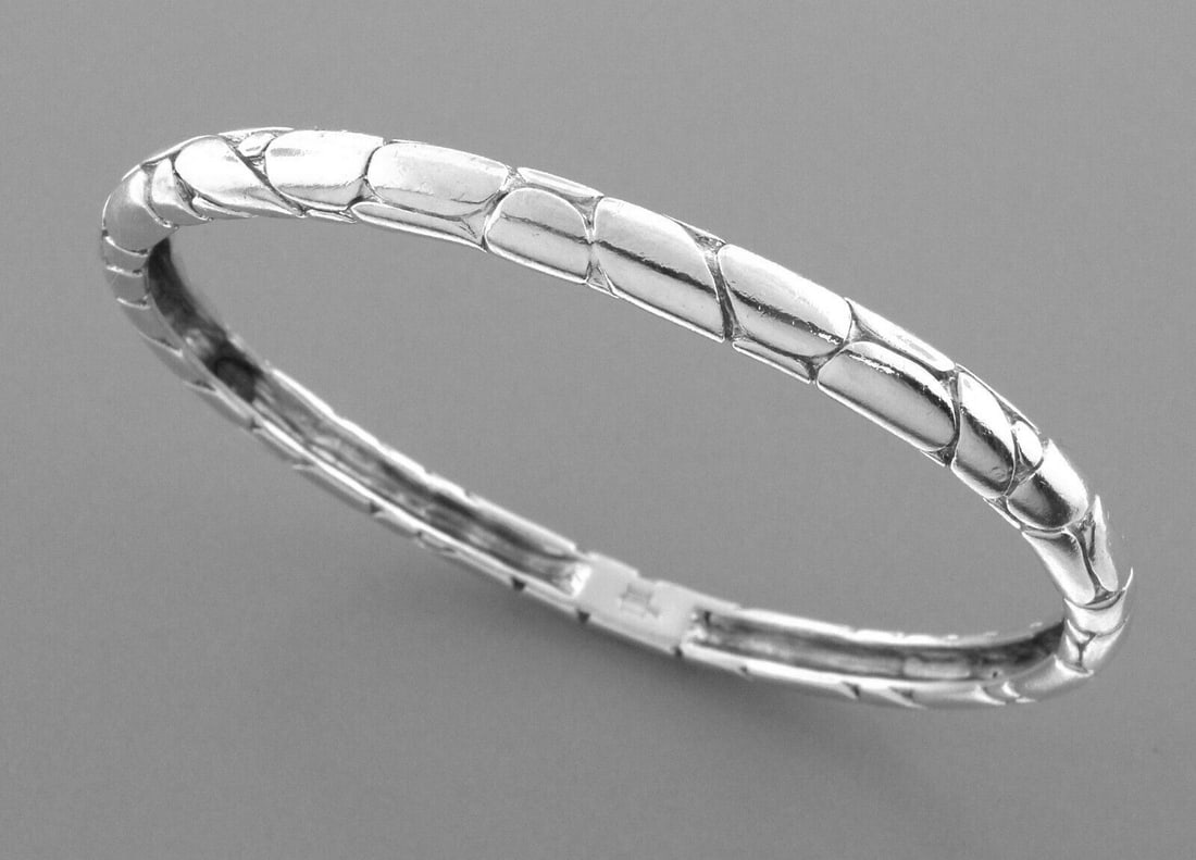 JOHN HARDY STERLING SILVER PEBBLE BANGLE BRACELET (1 of 2)