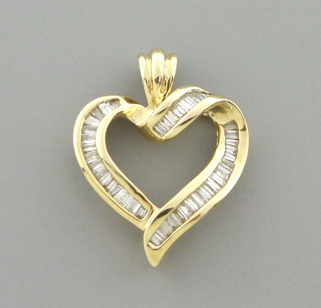 NEW 14K YELLOW GOLD BAGUETTE DIAMOND HEART PENDANT (1 of 2)