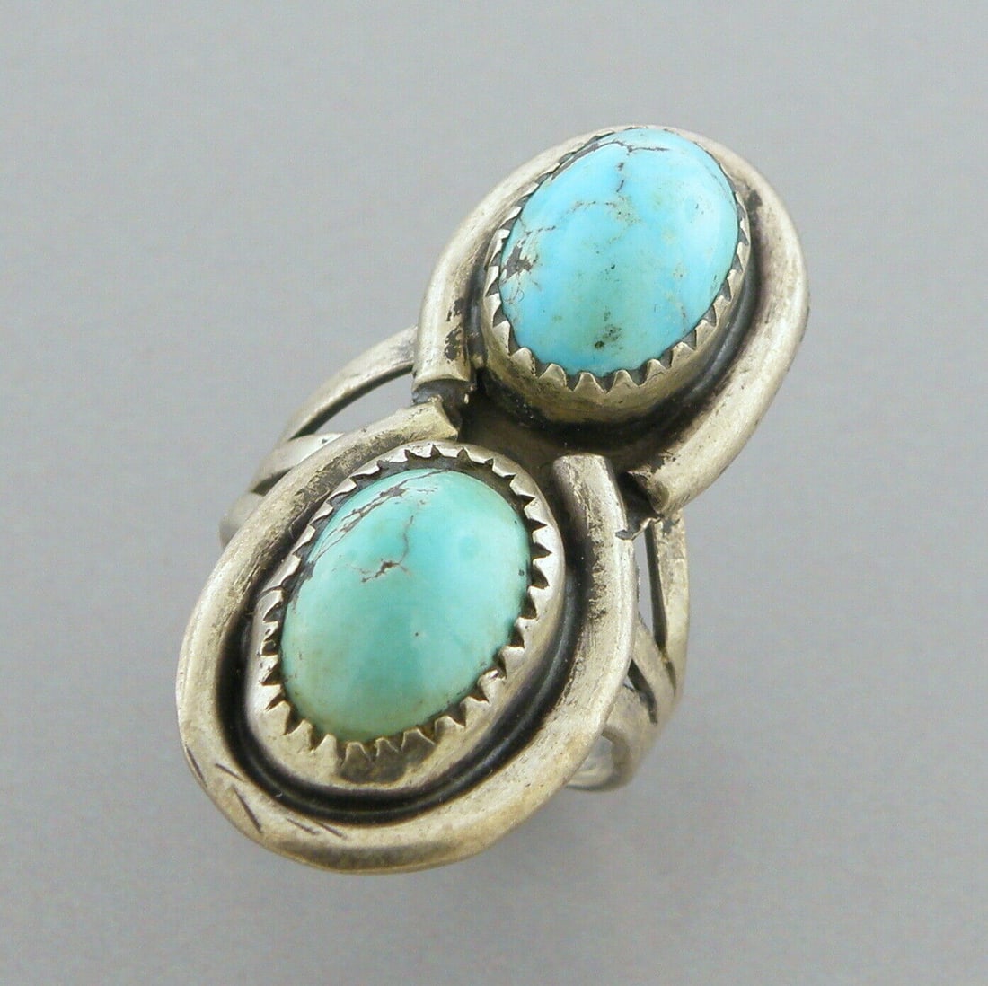 VINTAGE BEAUTIFUL NAVAJO STERLING SILVER DOUBLE TURQUOISE RING SIZE 5.5 (1 of 2)