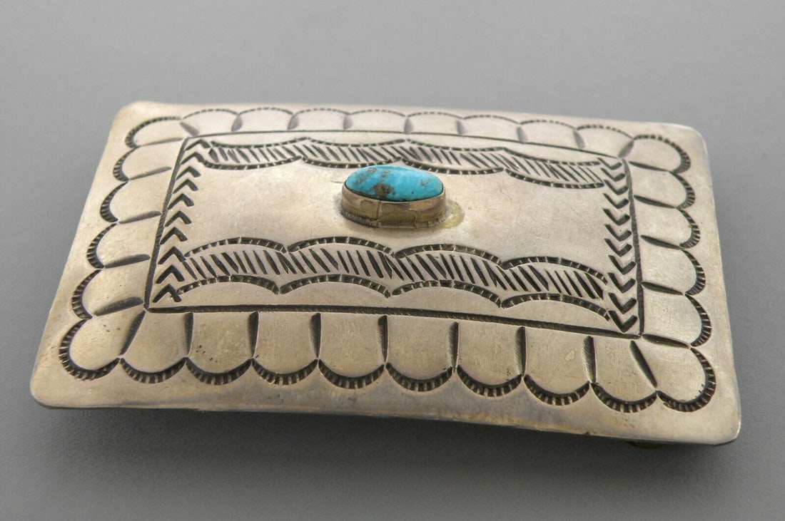 VINTAGE NAVAJO STERLING SILVER TURQUOISE BELT BUCKLE (1 of 2)
