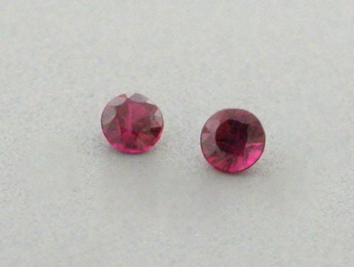 3.2mm ROUND CUT MATCHING PAIR PIGEON BLOOD RUBY (1 of 1)