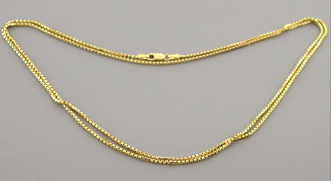14K YELLOW GOLD BEAUTIFUL BOX CHAIN 28" NECKLACE (1 of 2)