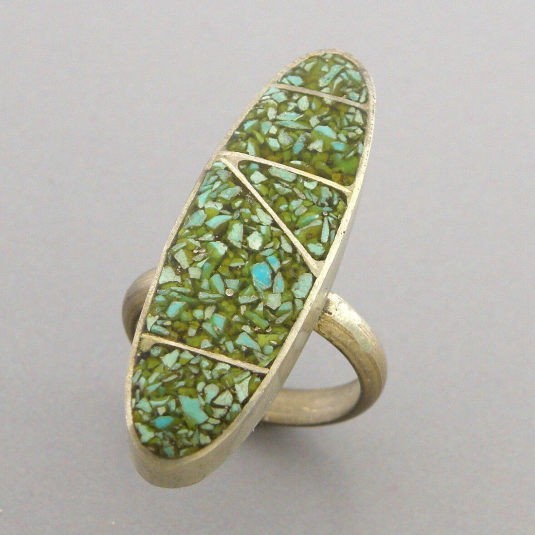 VINTAGE SOUTHWESTERN STERLING TURQUOISE INLAY RING (1 of 2)