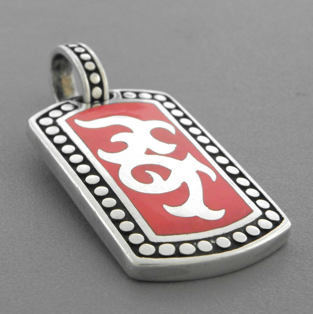 JOHN HARDY STERLING SILVER PINK ENAMEL DOG TAG PENDANT: JOHN HARDY STERLING SILVER PENDANT Pendant measure 1.40" H x 0.66" W John Hardy Sterling silver enamel dog tag pendant Pre-owned in good condition, minor wear, please refer to pics Stamped JH 925 Tota