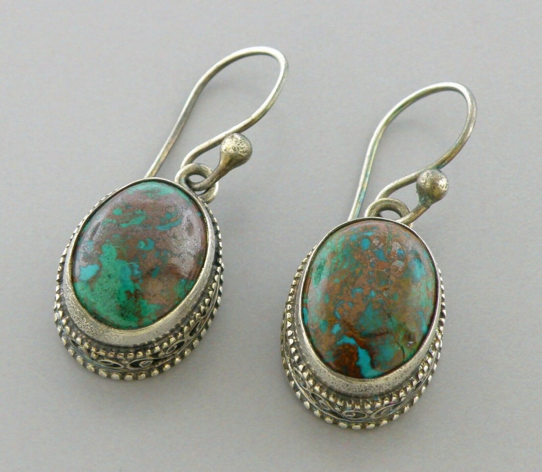 VINTAGE SOUTHWESTERN STERLING SILVER DANGLE TURQUOISE EARRINGS (1 of 2)