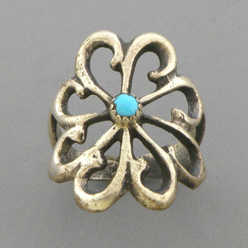 VINTAGE SOUTHWESTERN STERLING SILVER TURQUOISE RING 7.5 (1 of 2)