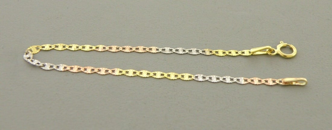 14K TRI COLOR GOLD GUCCI STAR ANKLET 2.1mm - 10": NEW 14K TRI COLOR GOLD GUCCI STAR ANKLET 14K Solid Tri color Gold Anklet (not gold plated or gold filled) Measure 2.1mm wide Length measures 10" long Well made anklet Spring clasp Anklet is New Apx we