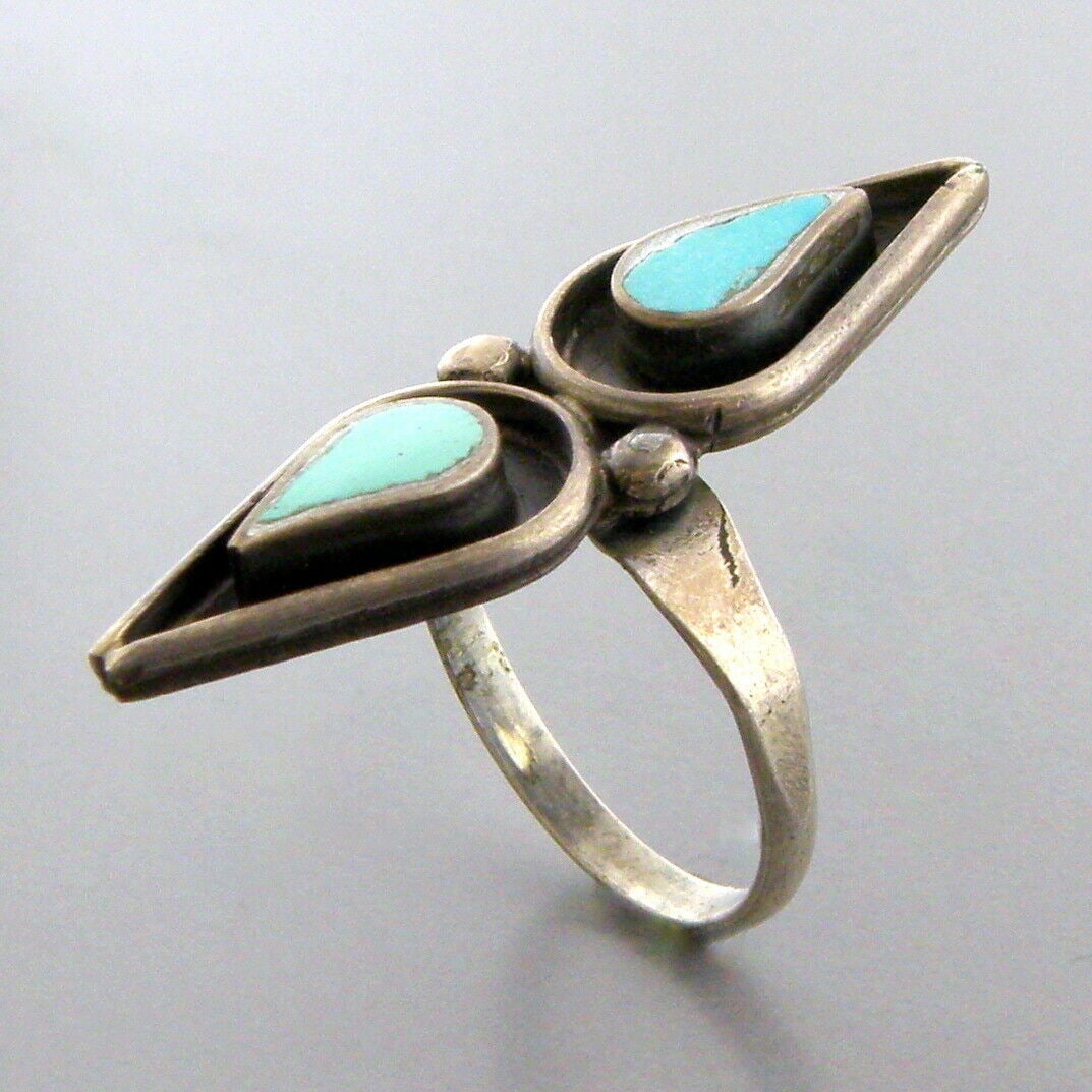 VINTAGE BEAUTIFUL NAVAJO STERLING SILVER INLAY TURQUOISE RING (1 of 2)