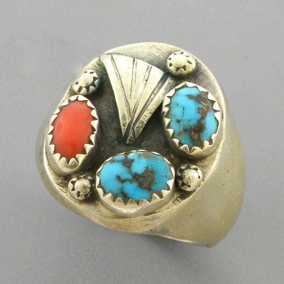 VINTAGE BEAUTIFUL NAVAJO SILVER TURQUOISE CORAL RING (1 of 2)