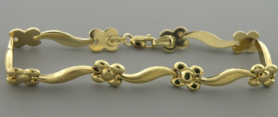 VINTAGE 14K YELLOW GOLD FLOWER LINK LADIES BRACELET (1 of 2)