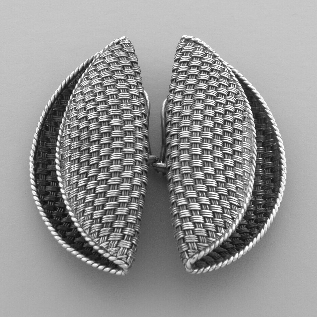 VINTAGE JOHN HARDY STERLING SILVER BASKETWEAVE EARRINGS: JOHN HARDY STERLING SILVER EARRINGS Earrings measure 2.26\" H x 1.13\" W John Hardy Sterling silver large basketweave earrings Vintage Pre-owned in good condition, minor wear due to age, please refer