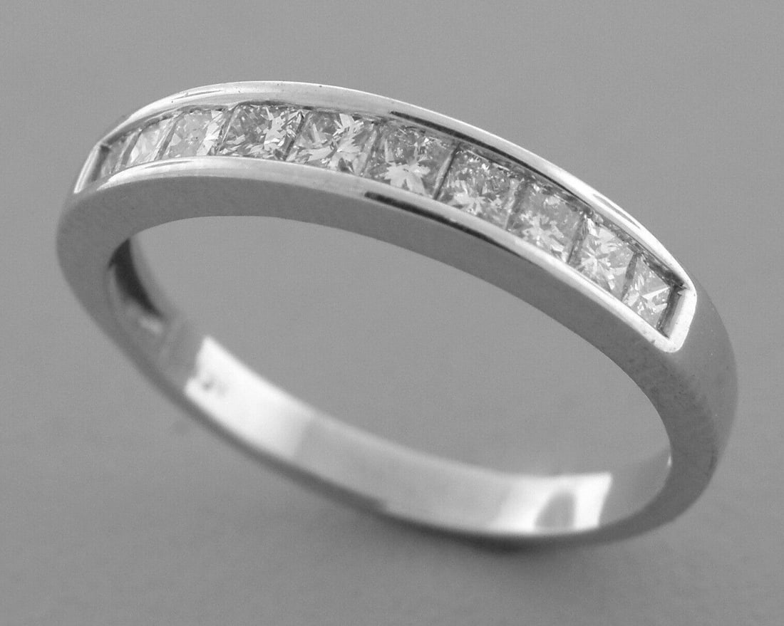 NEW 14K WHITE GOLD DIAMOND PRINCESS CUT BAND RING 7 (1 of 2)