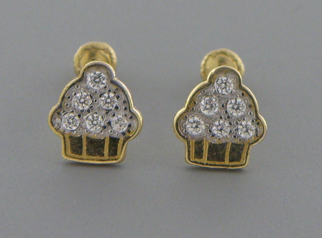 NEW 14K GOLD CZ GIRLS BABY STUD PAVE CUPCAKE EARRINGS: Earrings measure 7.3mm H x 6.6mm W 14K Yellow gold, cz cupcake earrings Screw backs New Stamped 14K on earrings and earring backs Total weight 0.5 grams