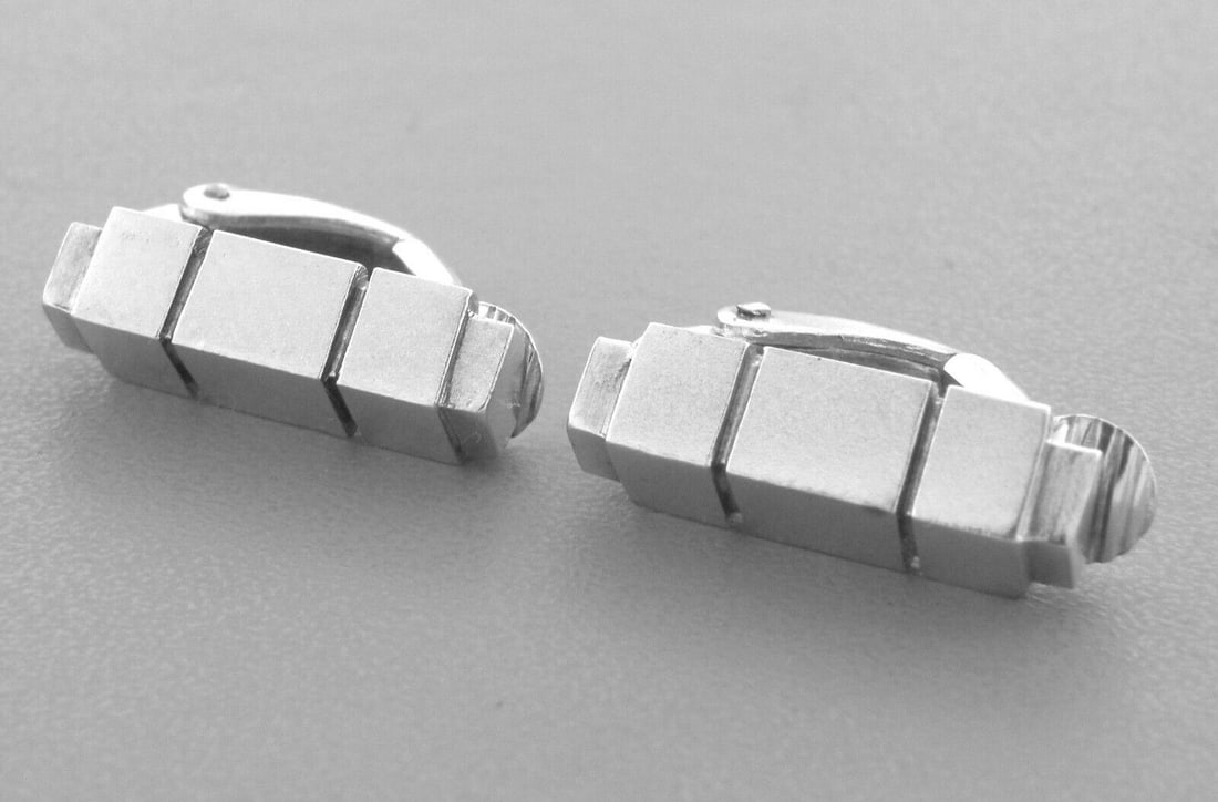 VINTAGE GEORG JENSEN STERLING SILVER EARRINGS 97 (1 of 2)