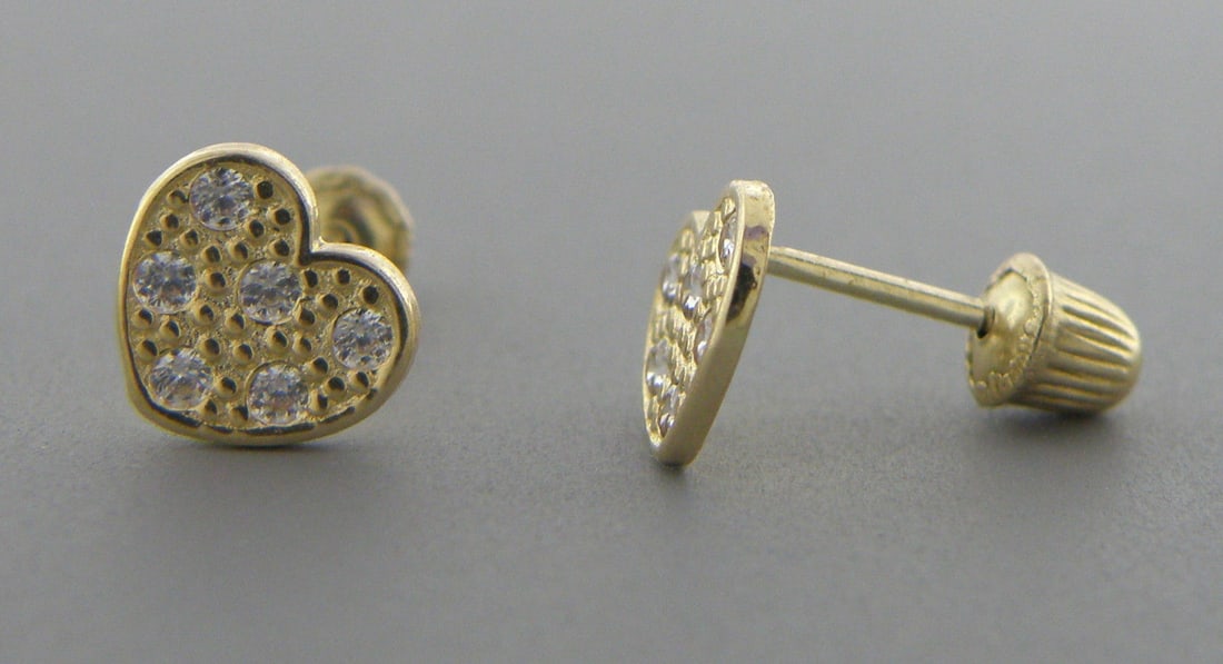 NEW 14K YELLOW GOLD CZ BABY STUD PAVE HEART EARRINGS: Earrings measure 6.3mm wide in front 14K Yellow gold, cz cluster earrings Screw backs New Stamped 14K on earrings and earring backs Total weight 0.5 grams