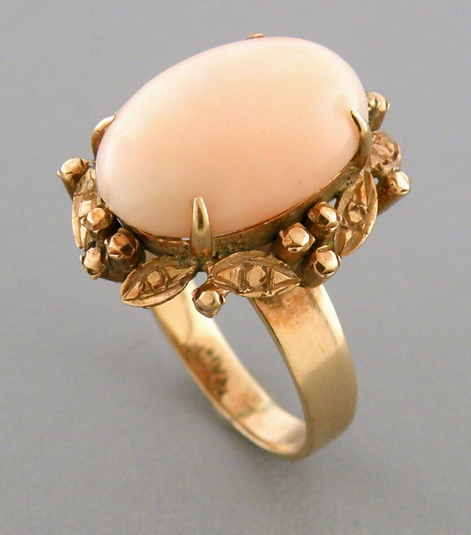 ANTIQUE 18K YELLOW GOLD LADIES OVAL SALMON CORAL RING SIZE 4.5 (1 of 2)