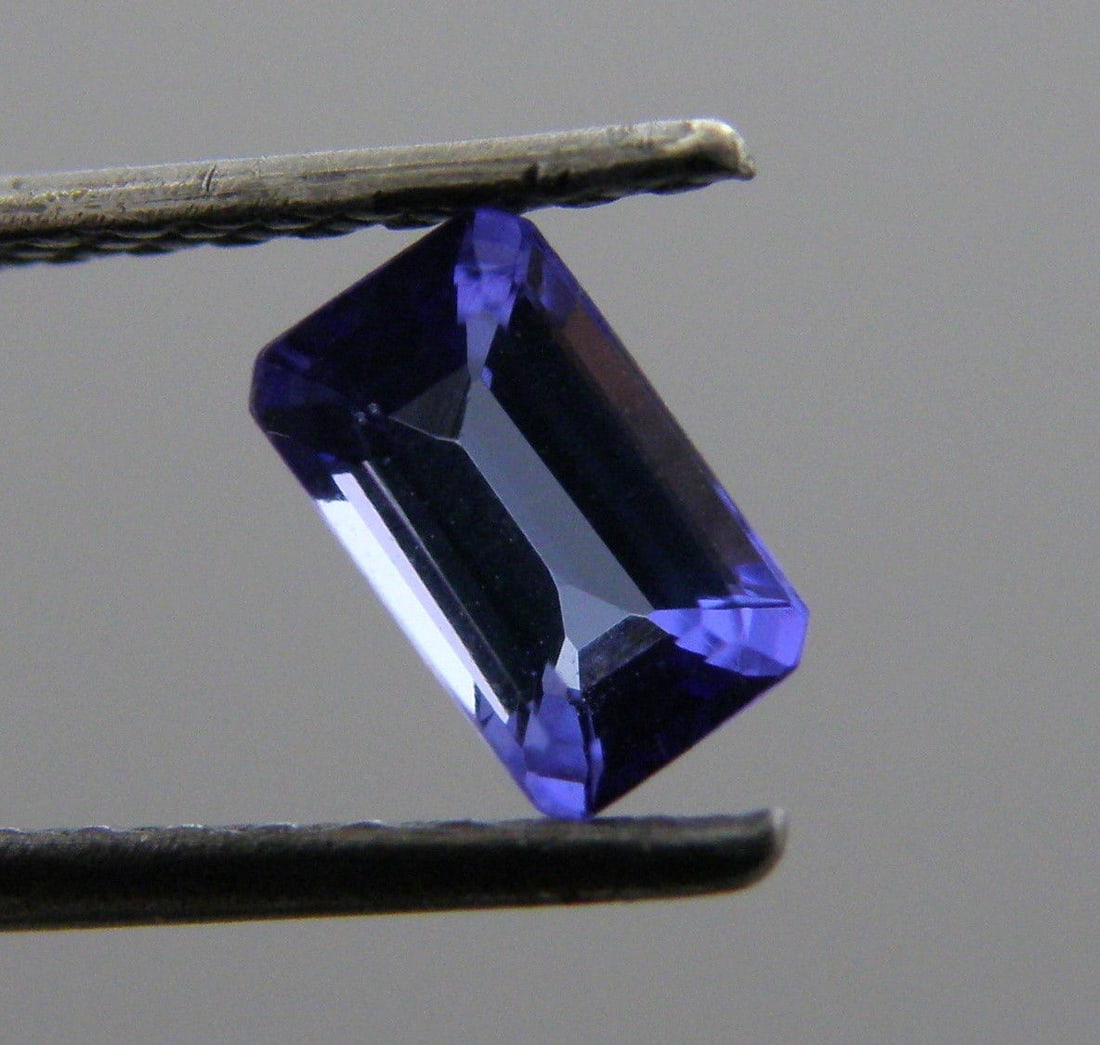 5x3mm NATURAL LOOSE EMERALD CUT PURPLE TANZANITE (1 of 1)