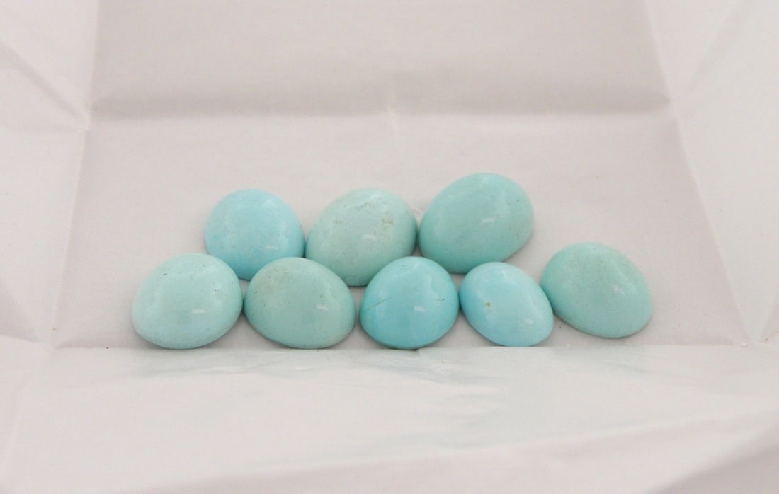 LOT NATURAL TURQUOISE OVAL CUT CABOCHON 54.53ct (1 of 2)